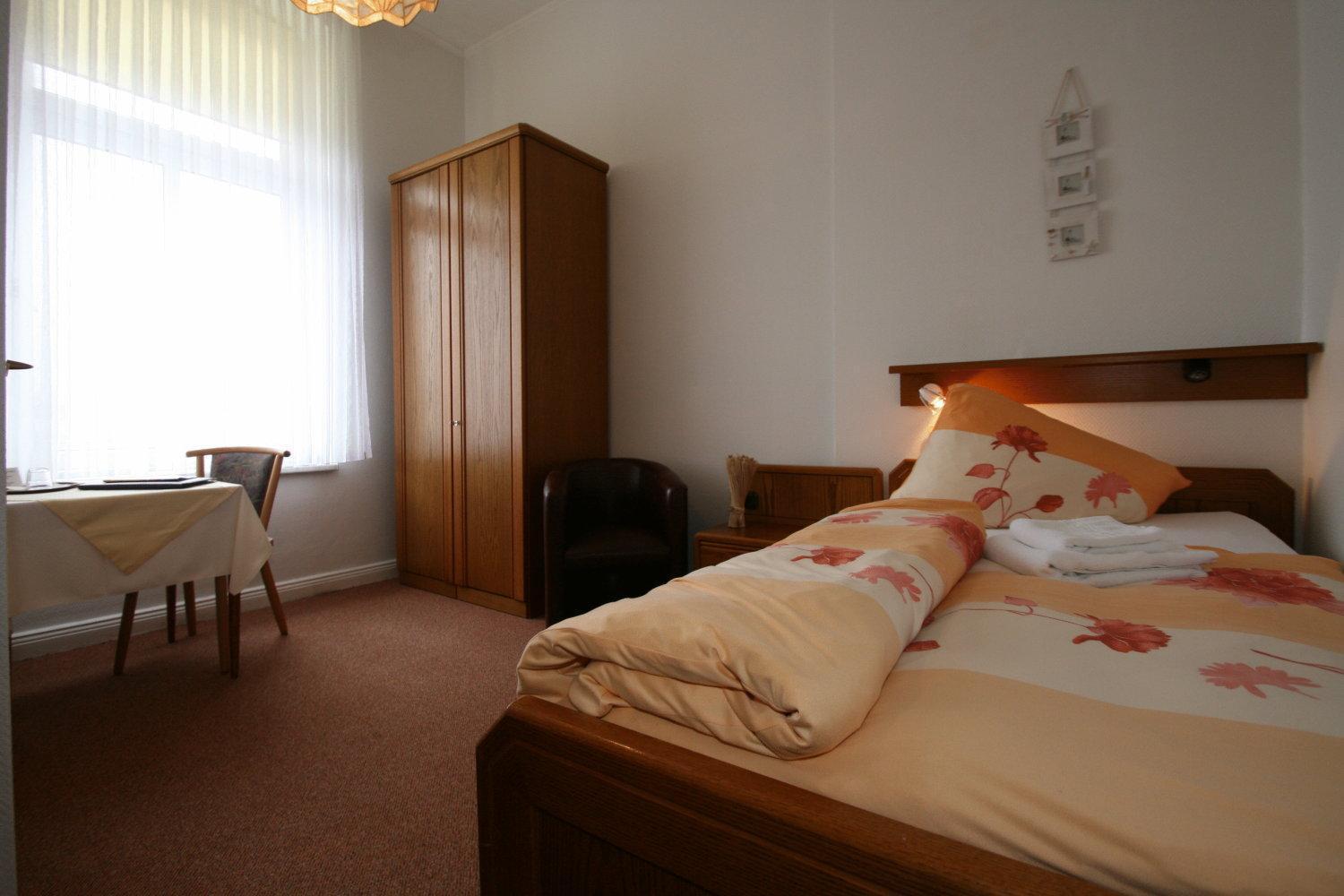 בורקום Hotel Rummeni מראה חיצוני תמונה