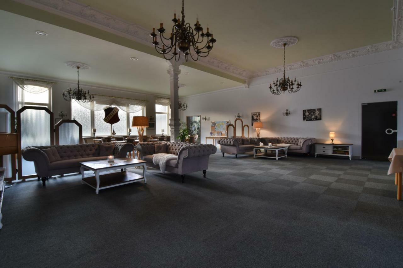 בורקום Hotel Rummeni מראה חיצוני תמונה