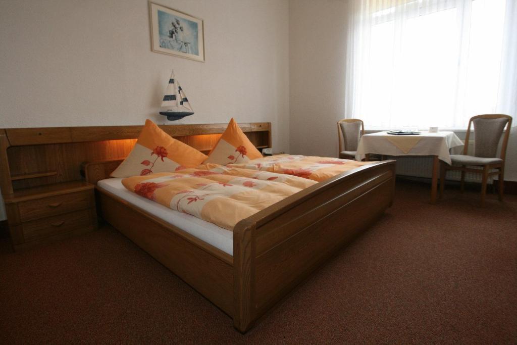 בורקום Hotel Rummeni מראה חיצוני תמונה